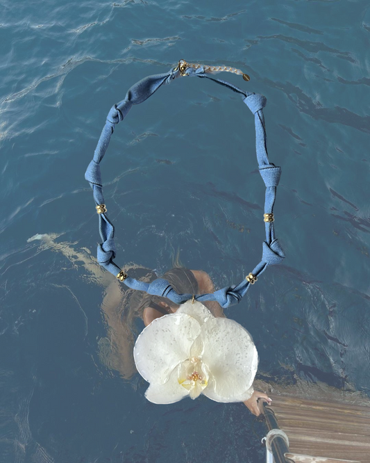 Collier. Bluea